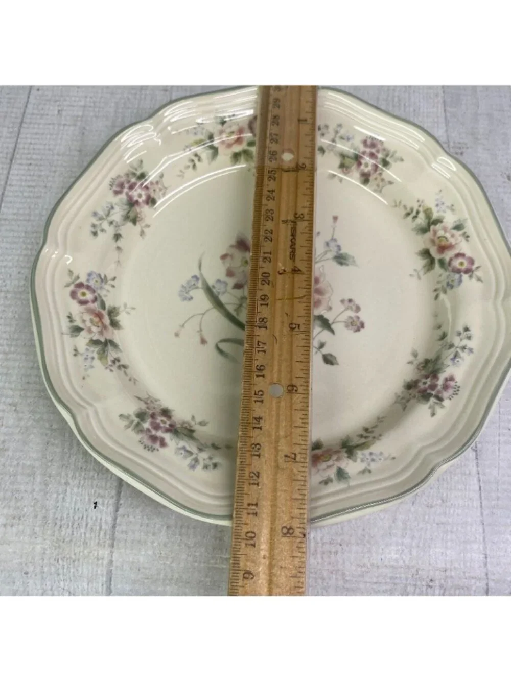 Mikasa PEONY BOUQUET Heritage Peach Blue Flower 1 Dinner Plate & 1 Salad Plate